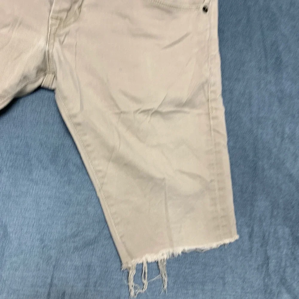 Levi's 511 Skinny Shorts Mens 31x30 Beige Denim Flat Front Frayed Hem Outdoor